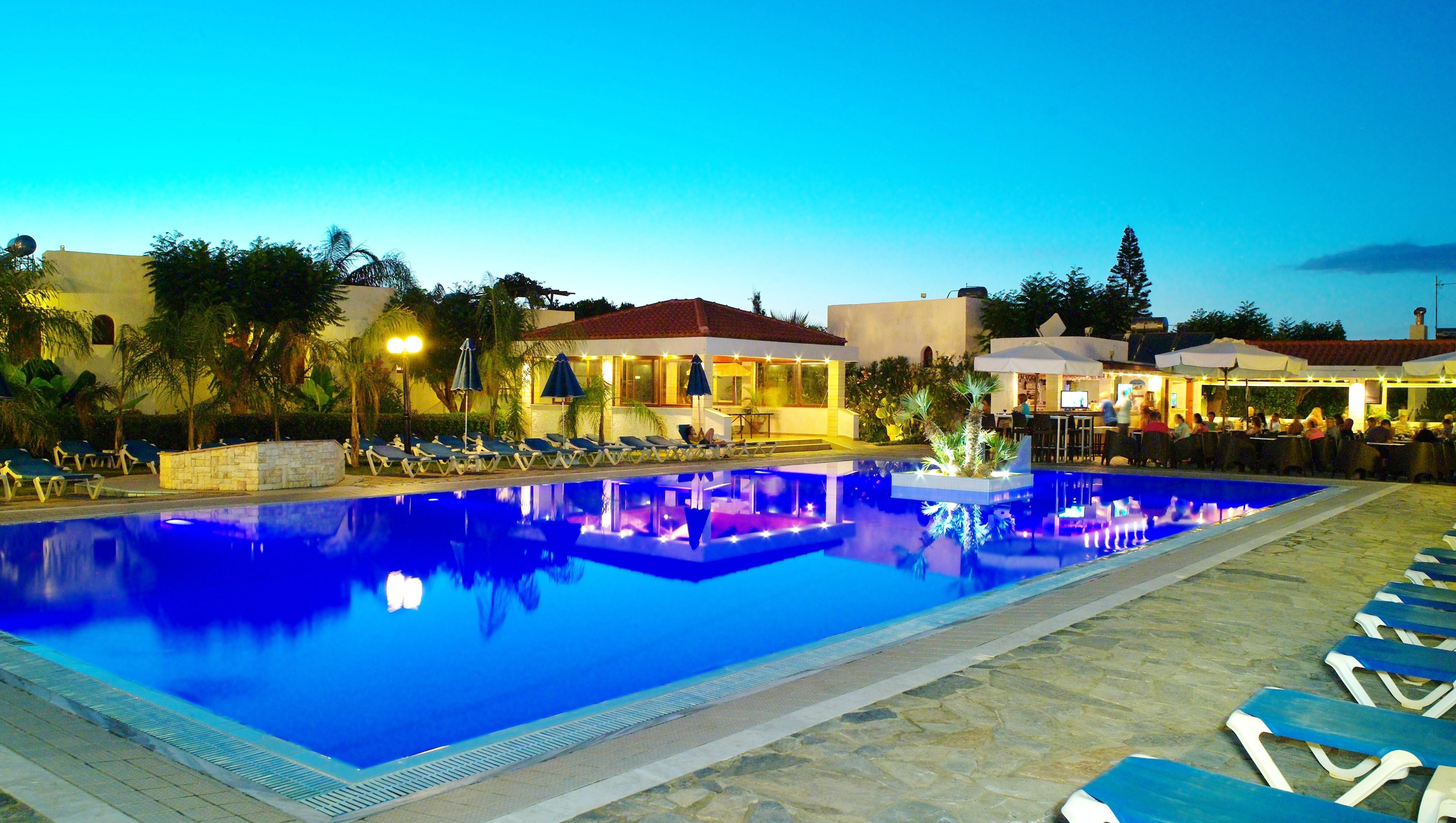 Camelot Royal Beds By Estia Aparthotel Stalís Ngoại thất bức ảnh